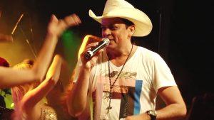 Frank Aguiar faz show no CTN
